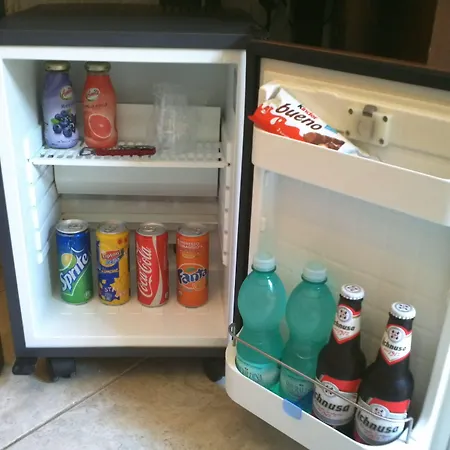 Abbaruja 酒店 奧爾比亞