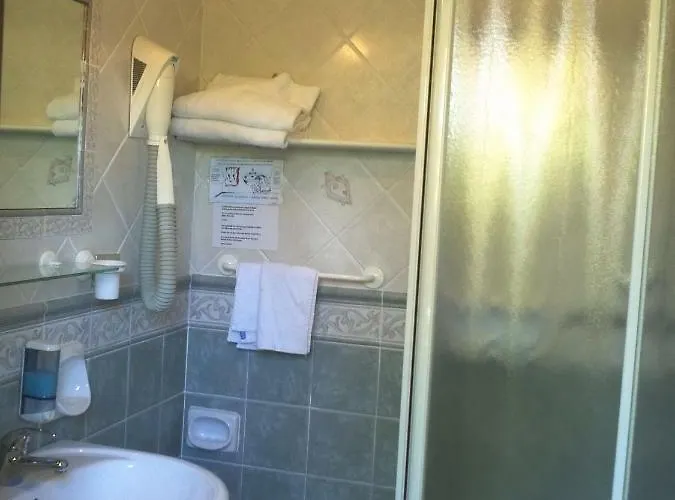 アッバルージャ