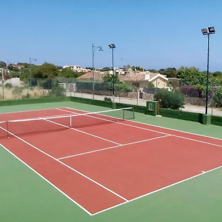 فندق Abbaruja 3*