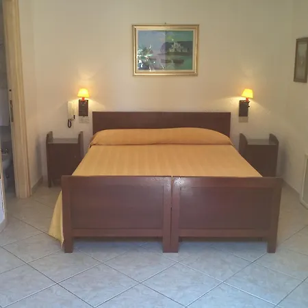 Abbaruja Hotel 3*
