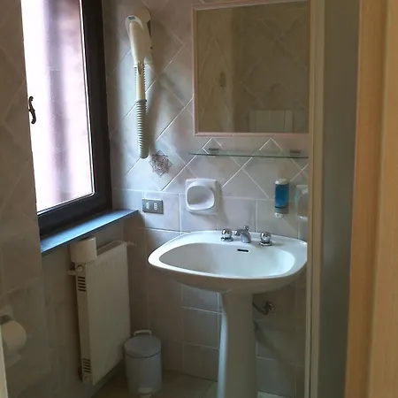 Abbaruja Hotel 3*