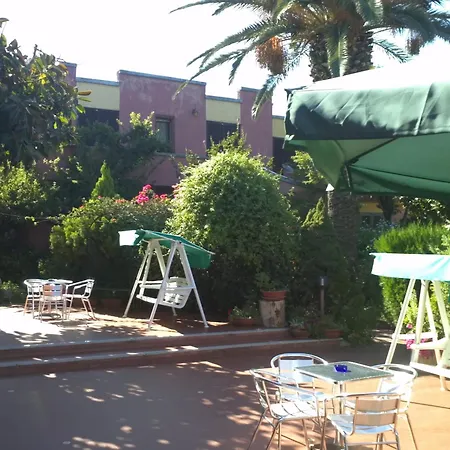 Hotell Abbaruja