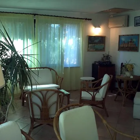 Hotel Abbaruja 3*